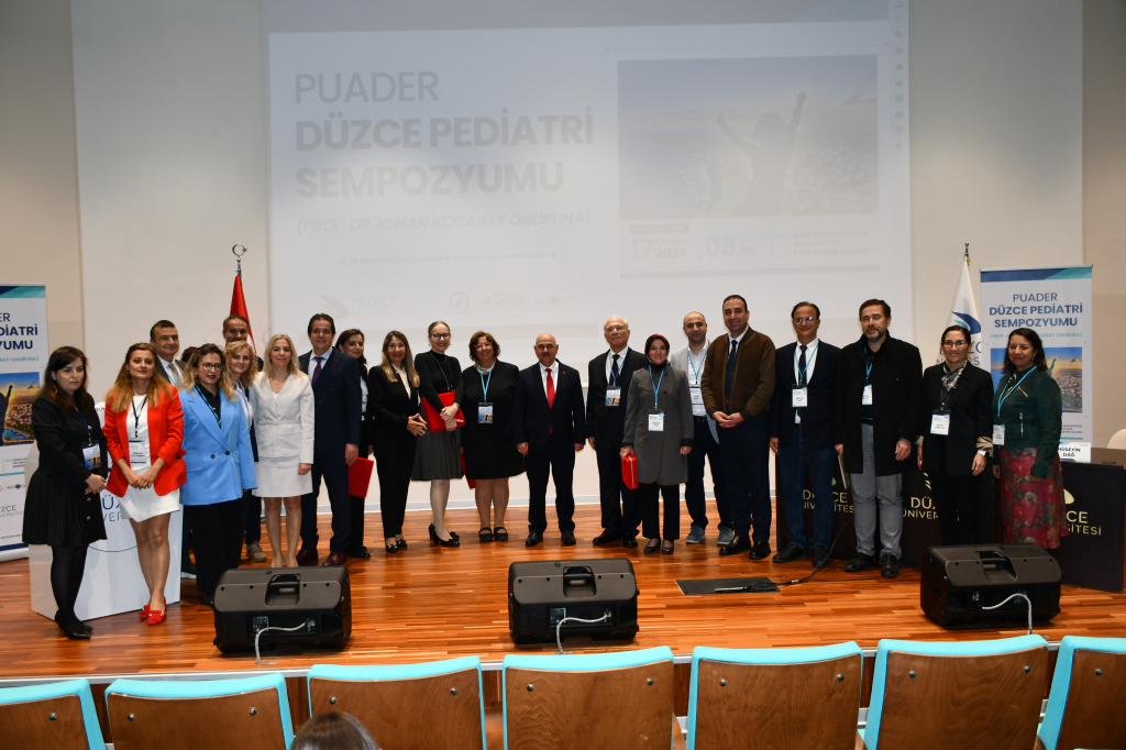 Puader Bölgesel Toplantılarından Biri Daha Büyük Bir Coşkuyla Düzce’de Gerçekleştirildi
