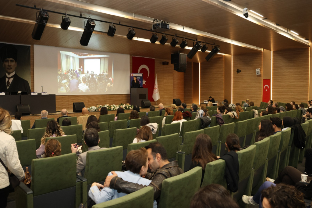 Çocuklarda Genetik Hastalıklar Sempozyumu: Temelden Kliniğe İzmir Şehir Hastanesinde gerçekleştirildi