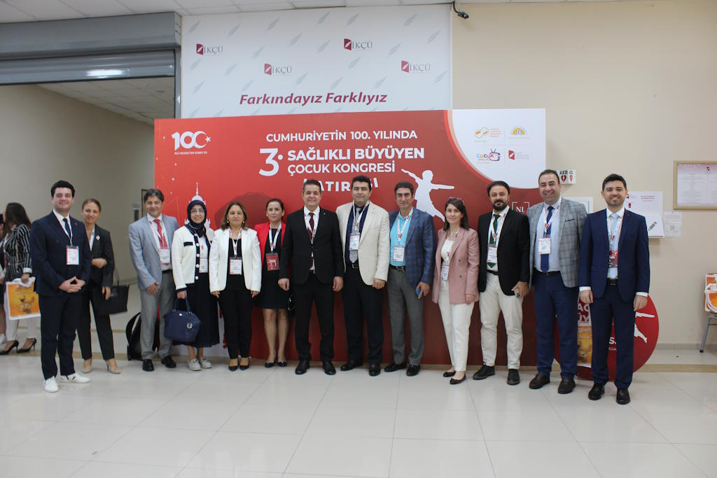 3. Uluslararası Sağlıklı Büyüyen Çocuk Kongresi Büyük Katılımla İzmir’de Gerçekleşti.