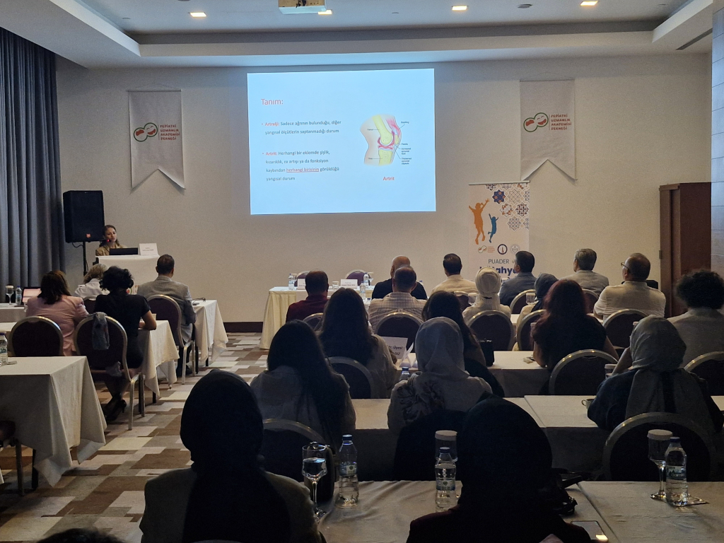 PUADER Kütahya Pediatri Sempozyumu Gerçekleştirildi.